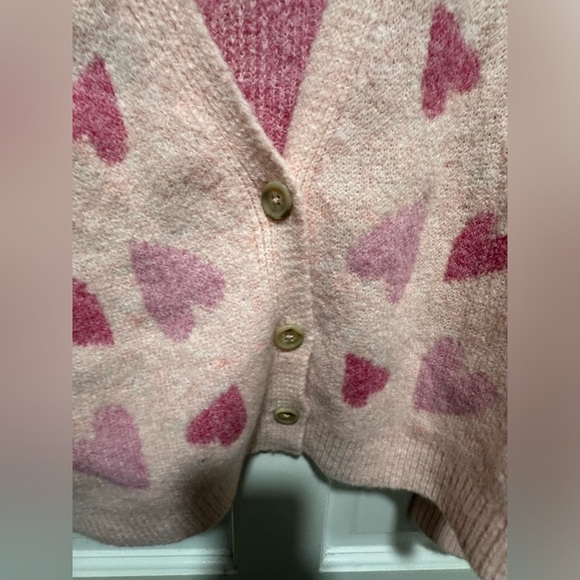 Cupcakes & Cashmere Pastel Pink Heart Valentine Varsity Knit Cardigan Sweater M - Picture 5 of 7